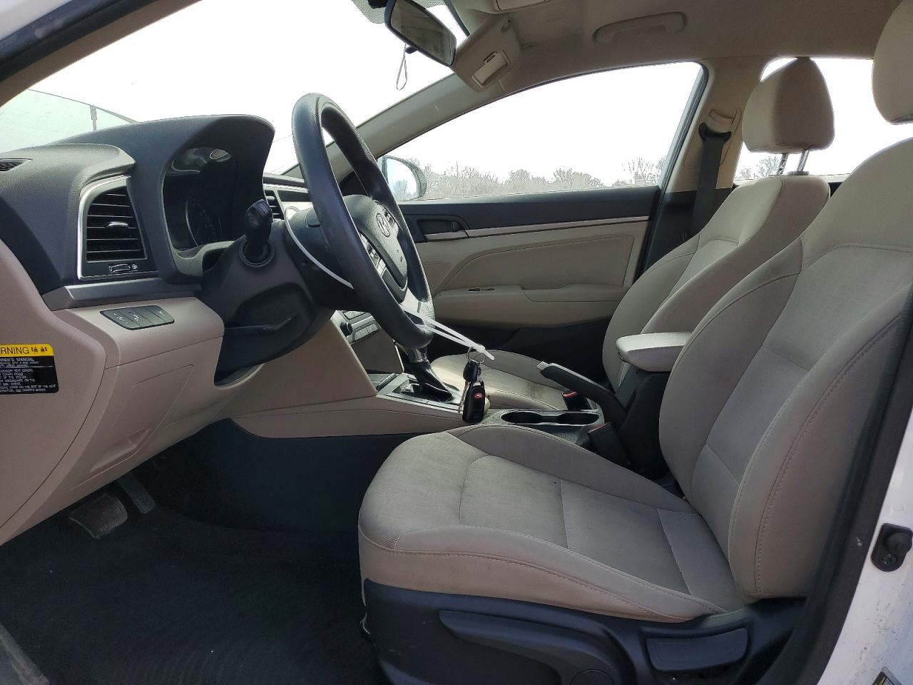 Hyundai ELANTRA Sel