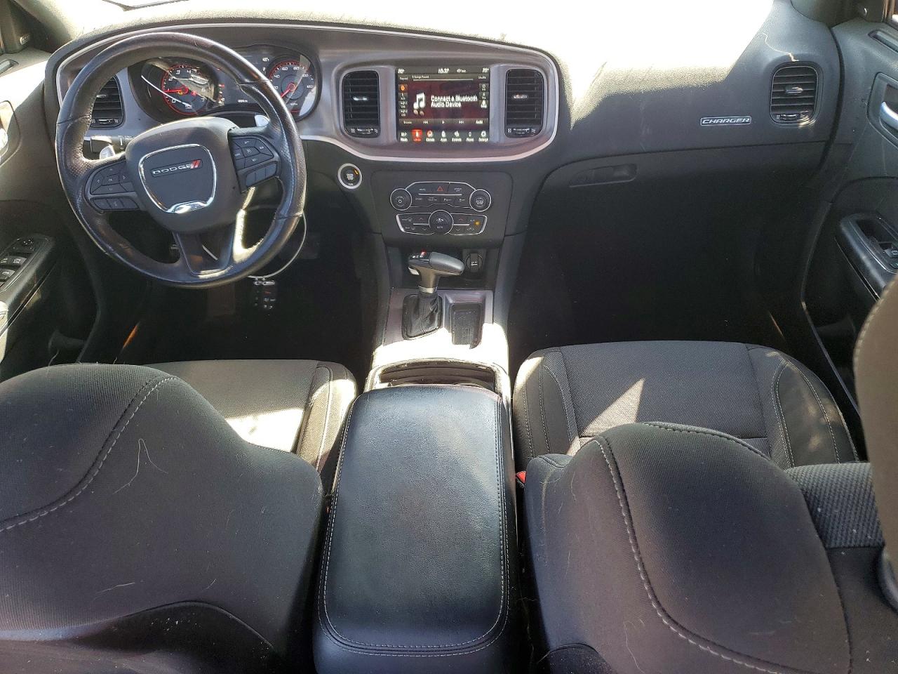 Dodge Charger Sxt
