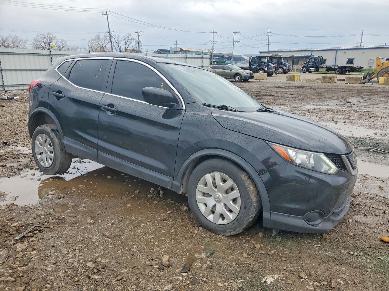 Nissan Rogue S
