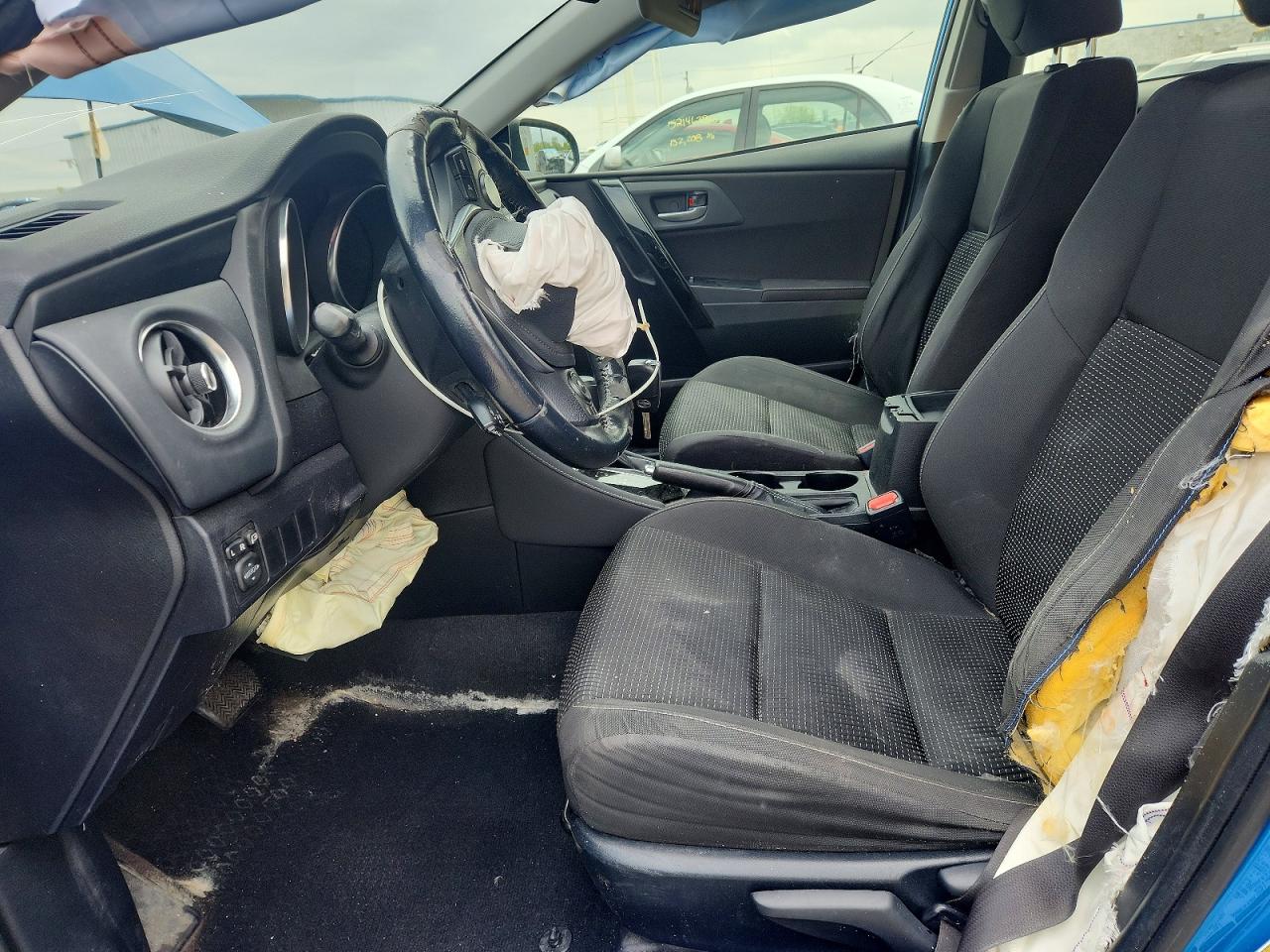 Scion iM Base