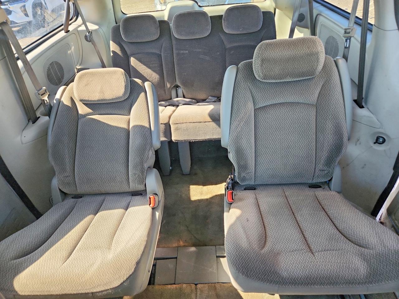 Dodge Caravan Sxt