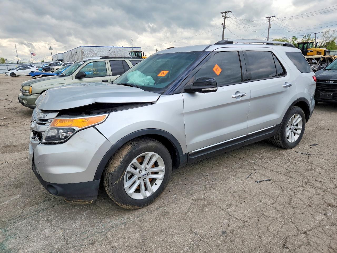 Salvage Ford Explorer Image