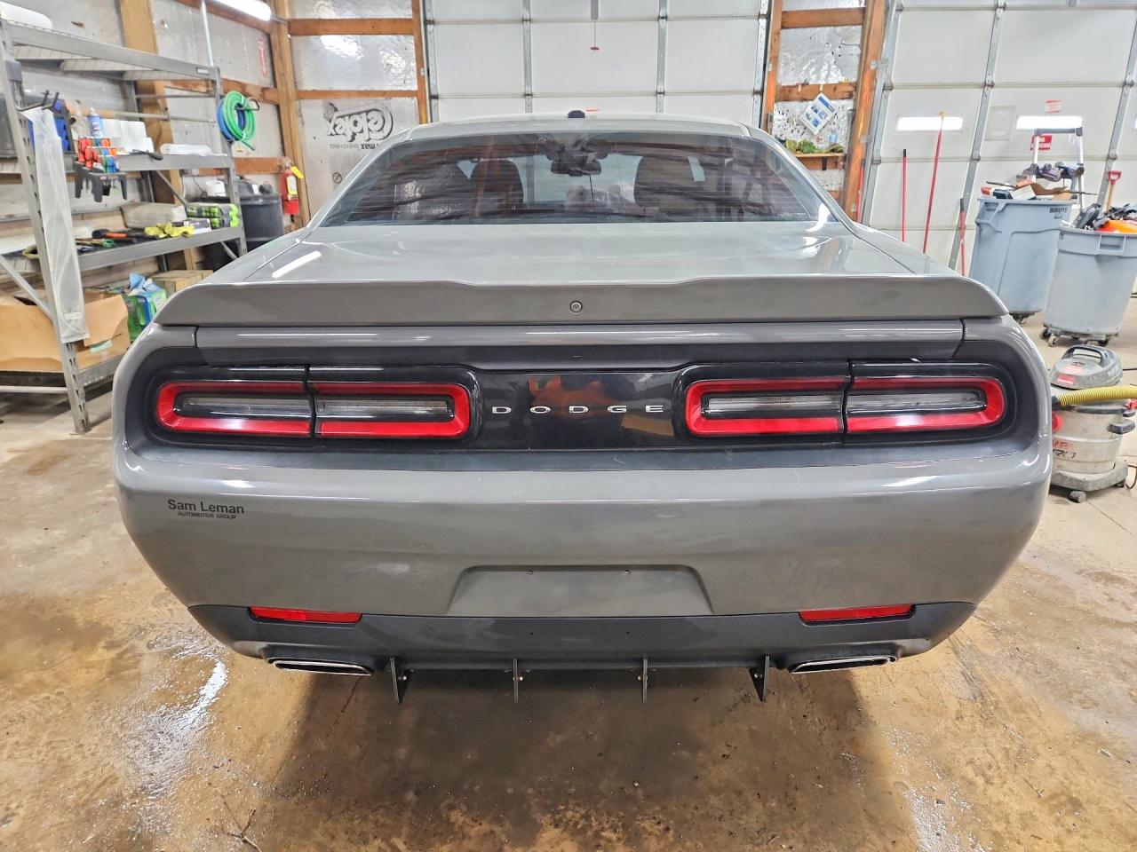 Dodge Challenger Sxt