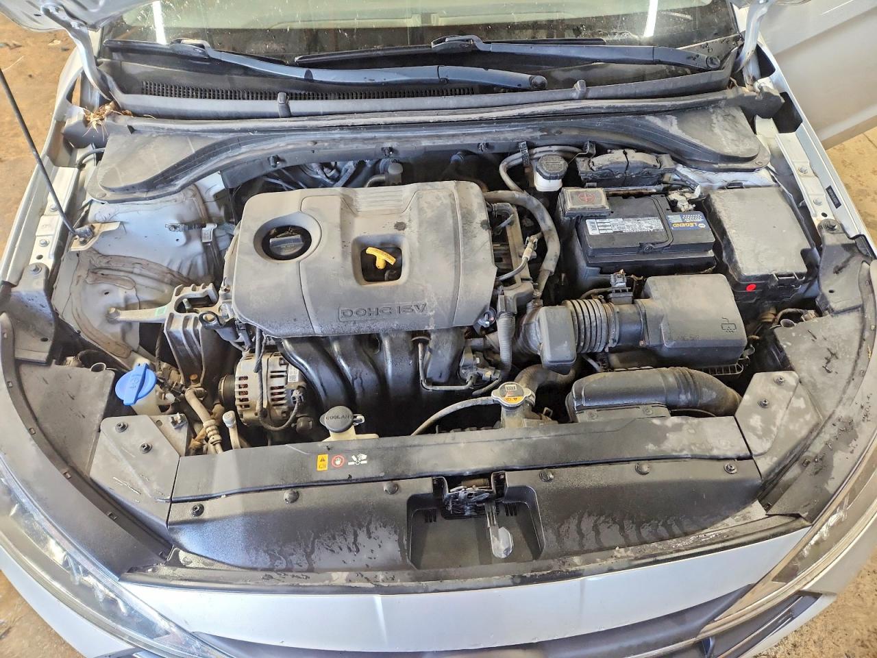 Hyundai ELANTRA Sel