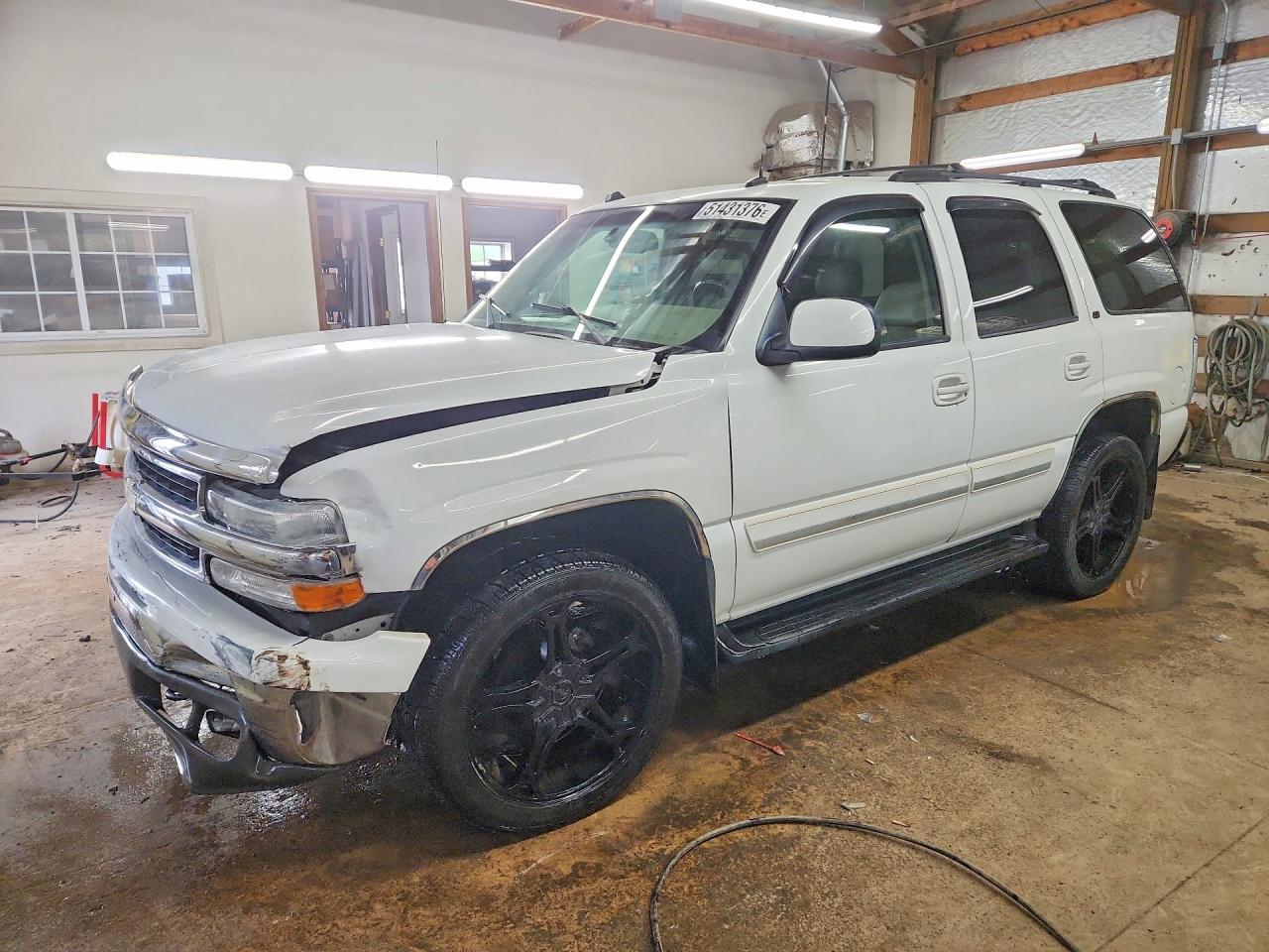 Salvage Chevrolet Tahoe Image