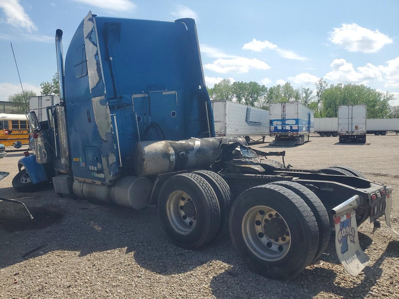 Freightliner Fld132xl