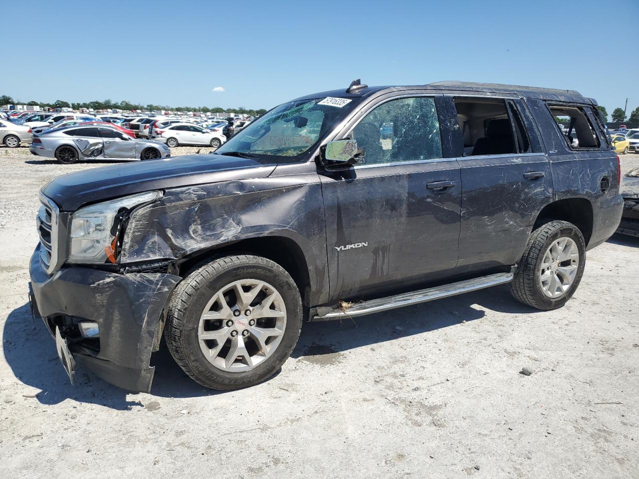 Salvage GMC Yukon Image