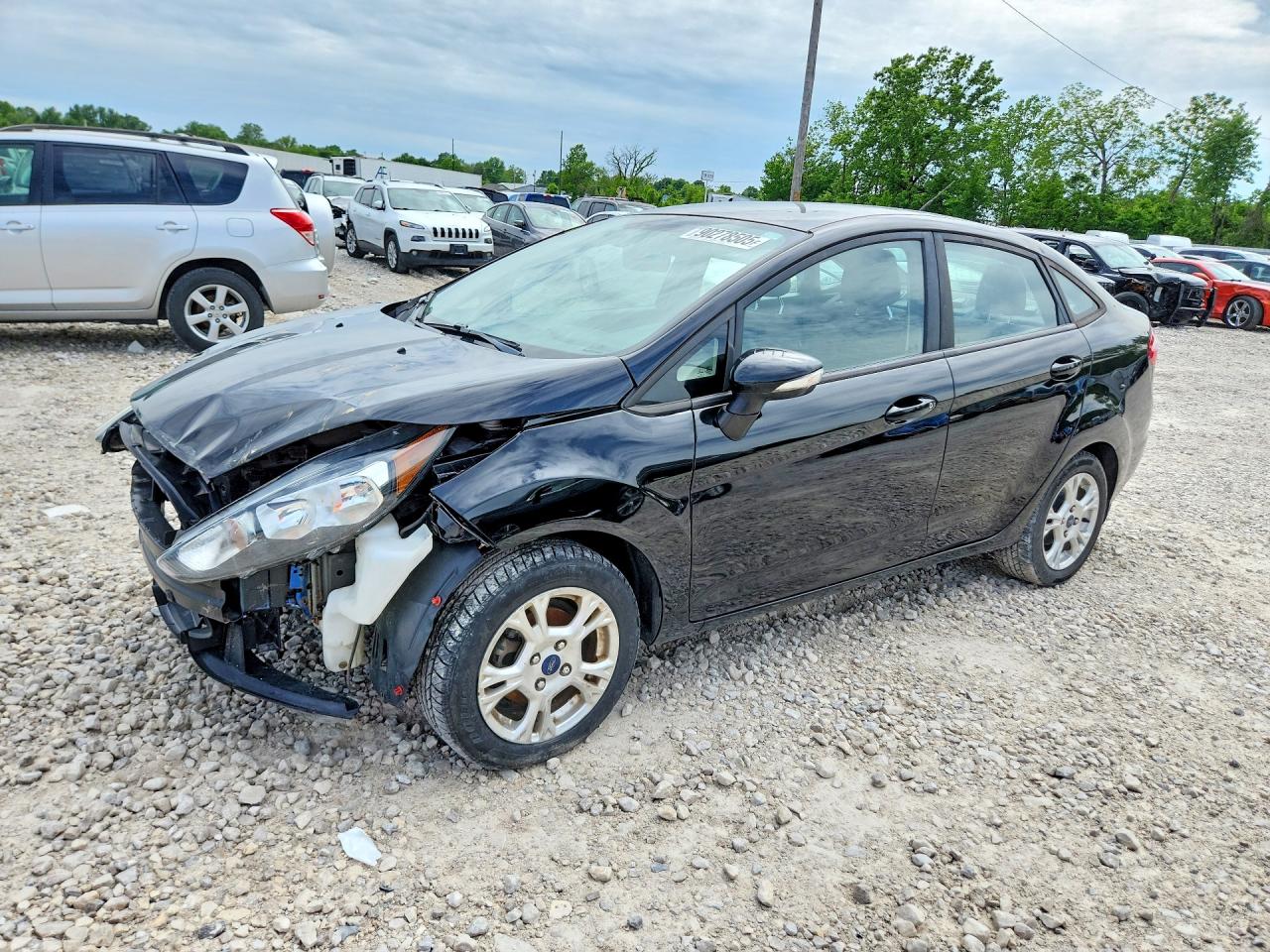 Salvage Ford Fiesta Image