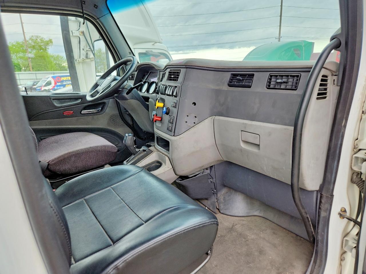 Peterbilt 579