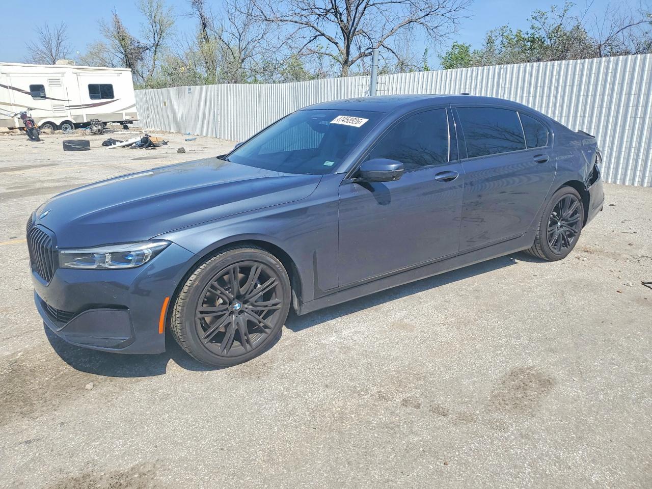 Salvage BMW 7 Series Image