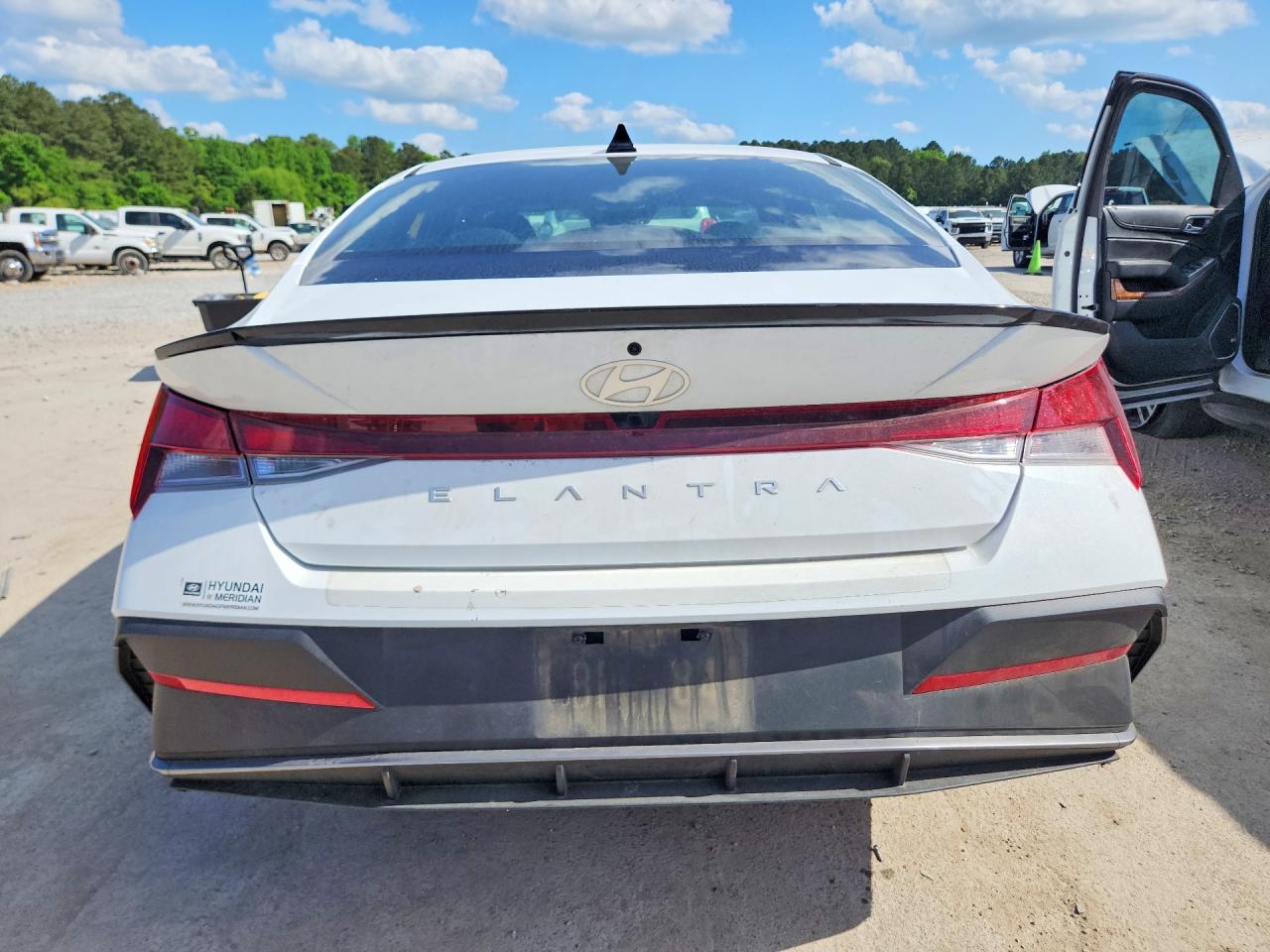 Hyundai ELANTRA Sel Sport