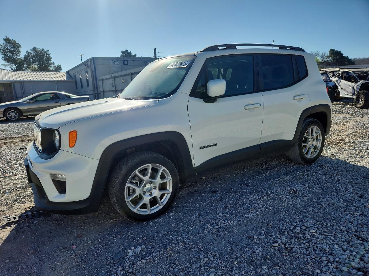 Salvage Jeep Renegade Image