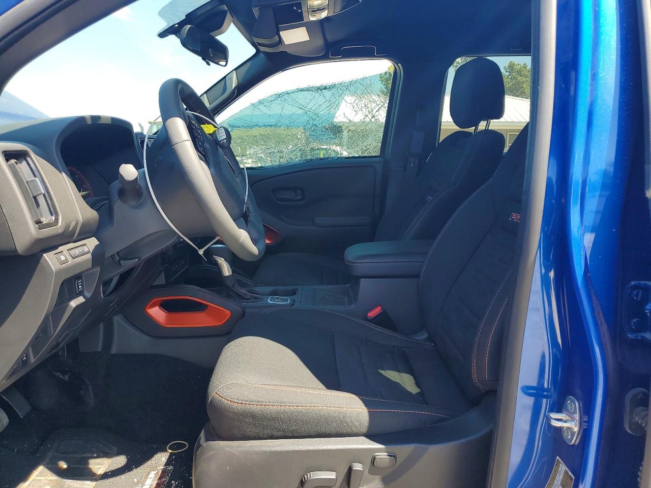 Nissan Frontier Pro-4x
