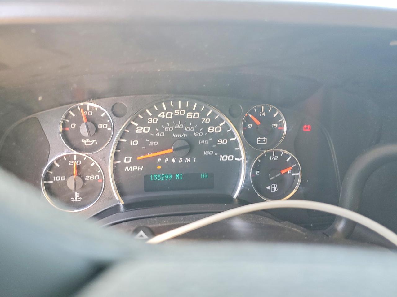Chevrolet Express Lt