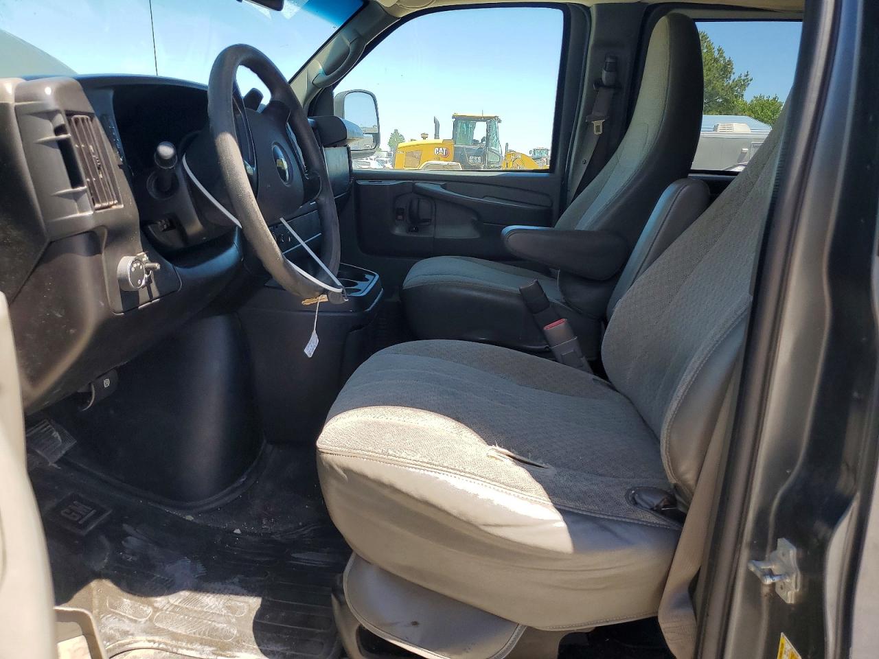 Chevrolet Express Lt
