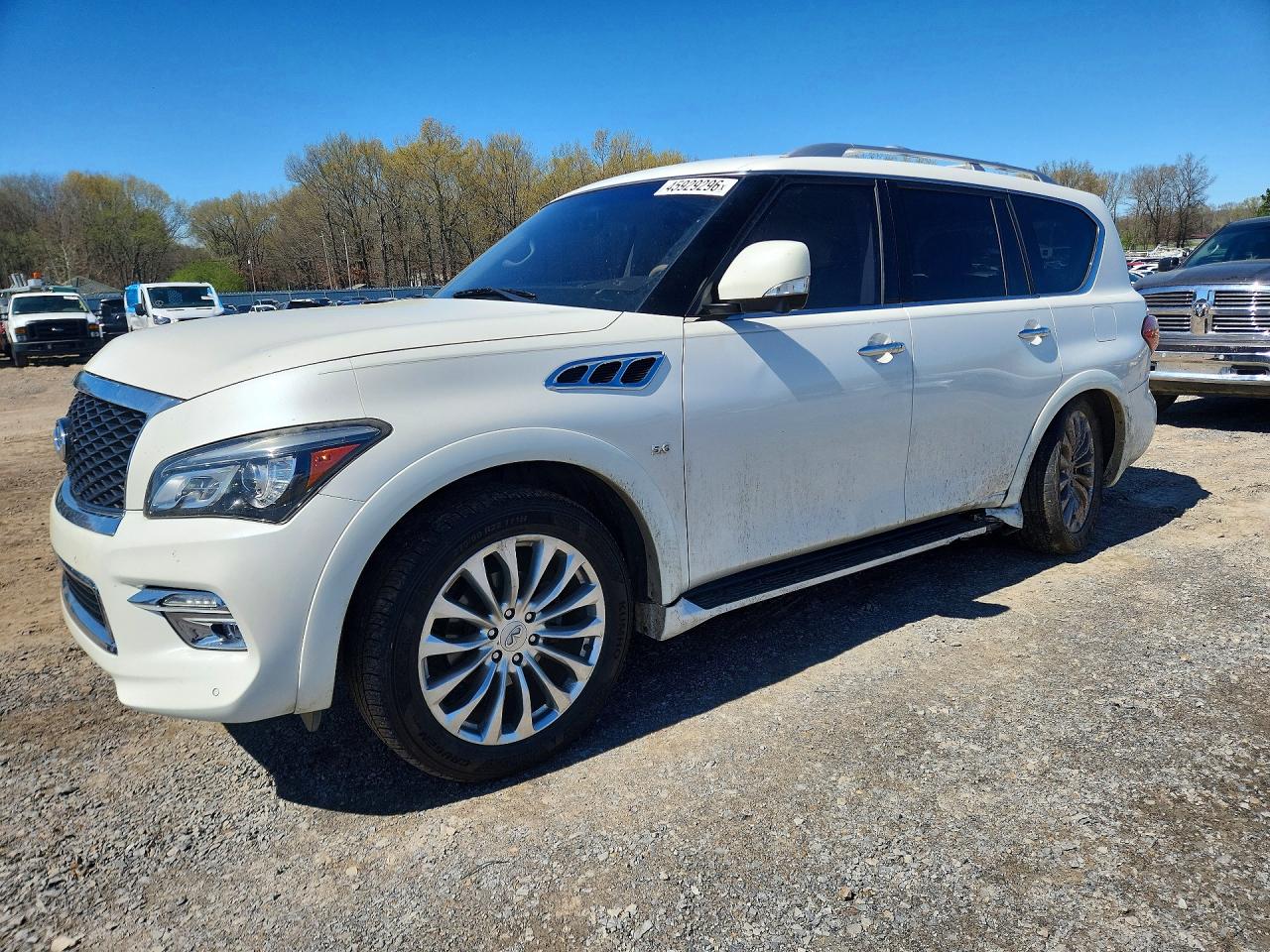 Salvage INFINITI Qx Image
