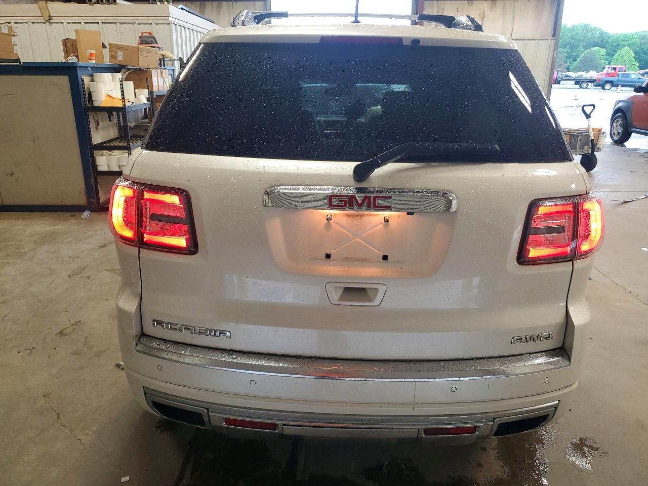 GMC Acadia Denali