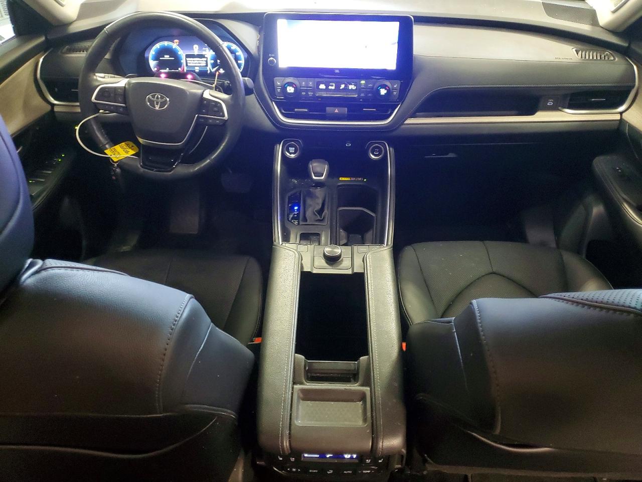 Toyota Grand Highlander Platinum