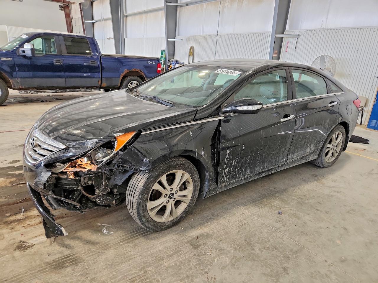 Salvage Hyundai SONATA Image
