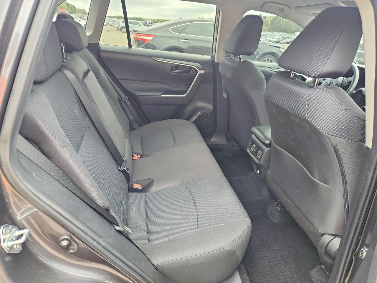 Toyota RAV4 Le