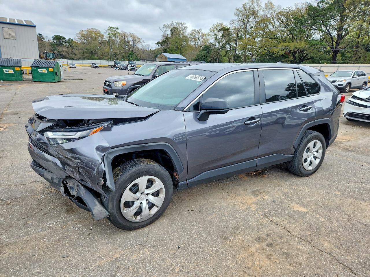 Salvage Toyota RAV4 Image