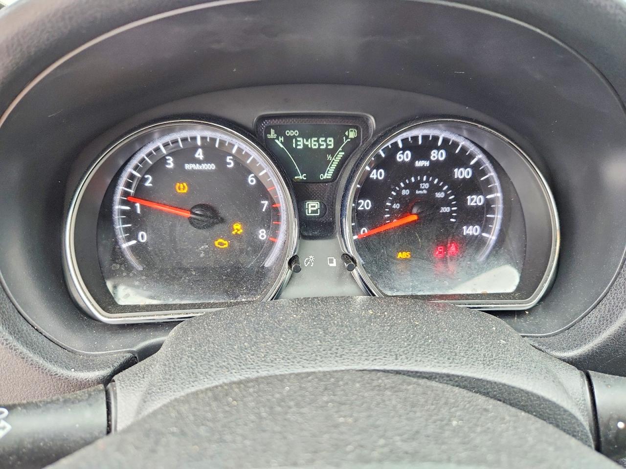 Nissan Versa Sv