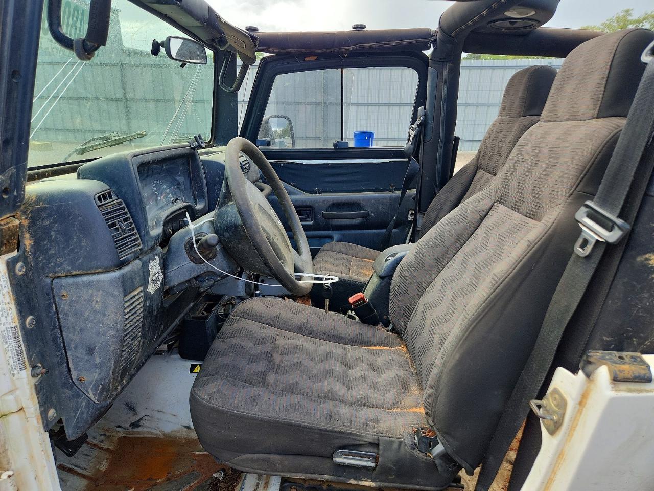 Jeep Wrangler X