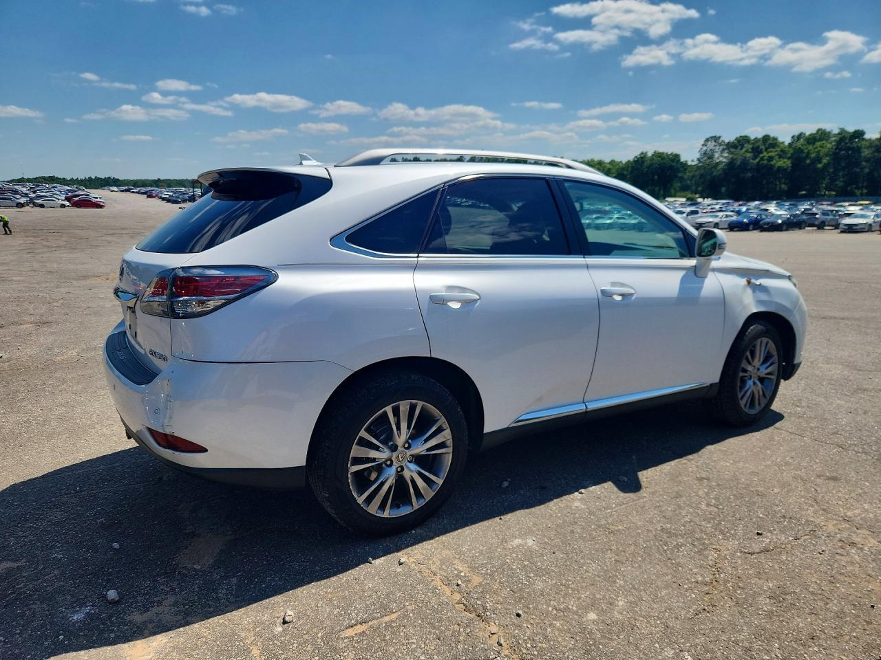 Lexus RX Base