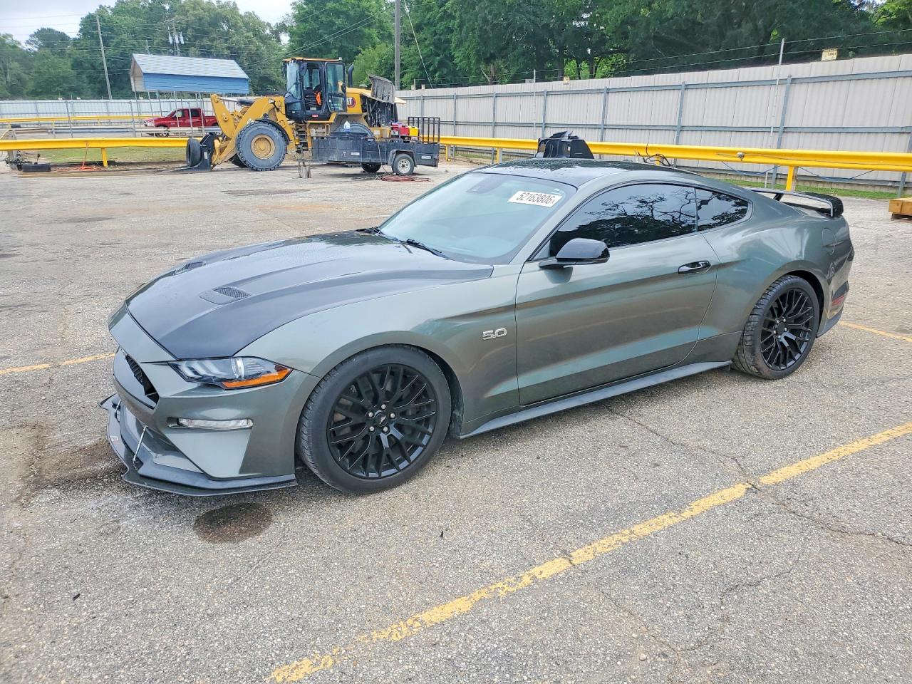 Salvage Ford Mustang Image