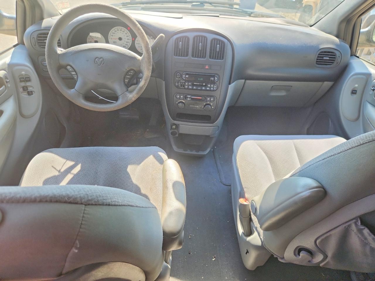 Dodge Caravan Sxt