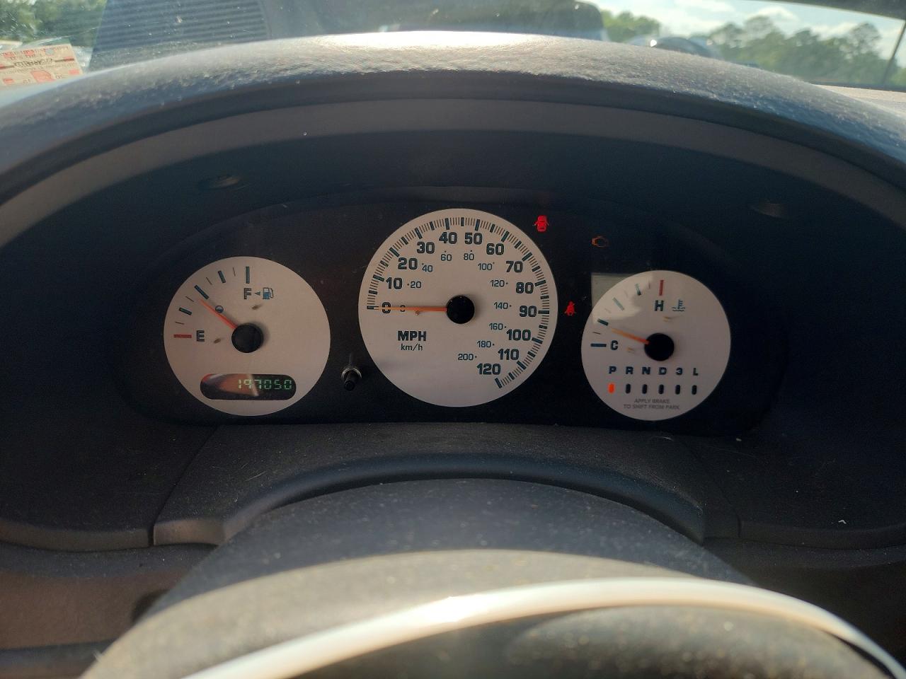 Dodge Caravan Sxt