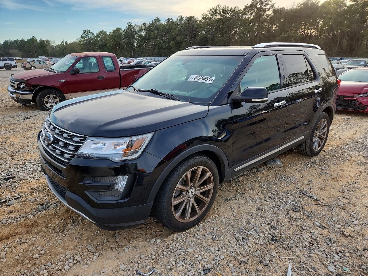 Salvage Ford Explorer Image