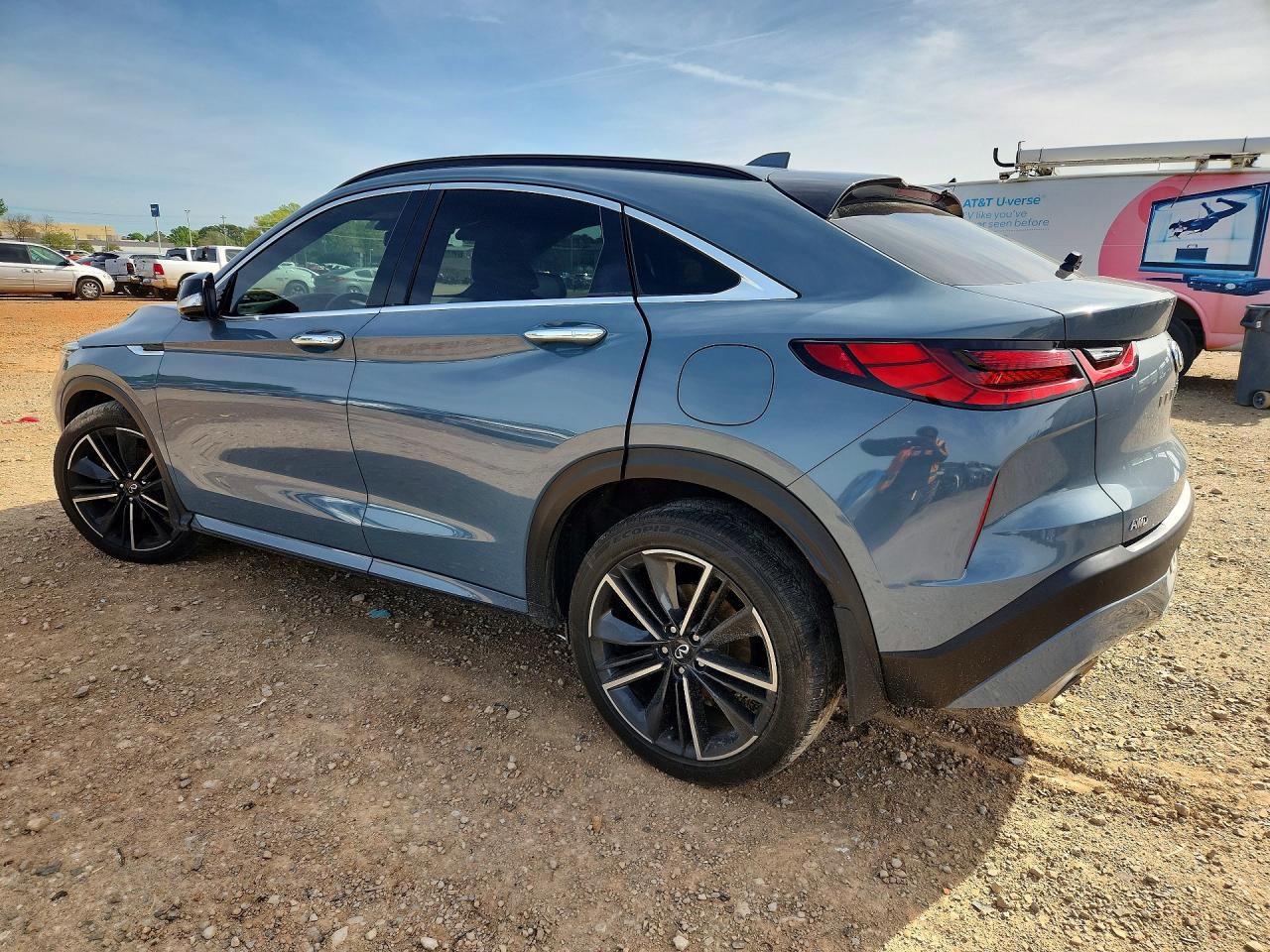 INFINITI Qx Sensory