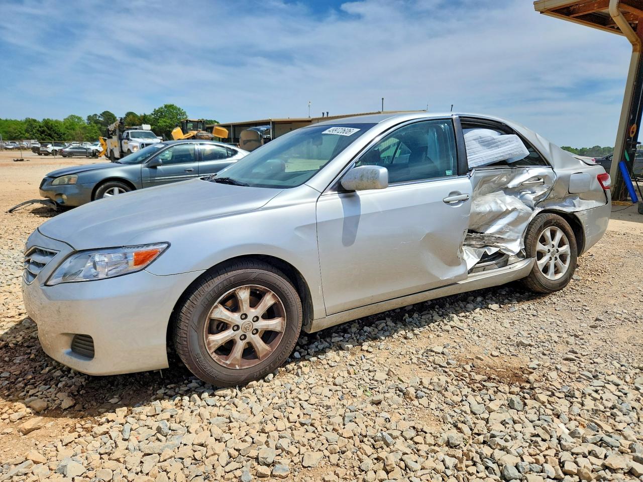 Salvage Toyota Camry Image