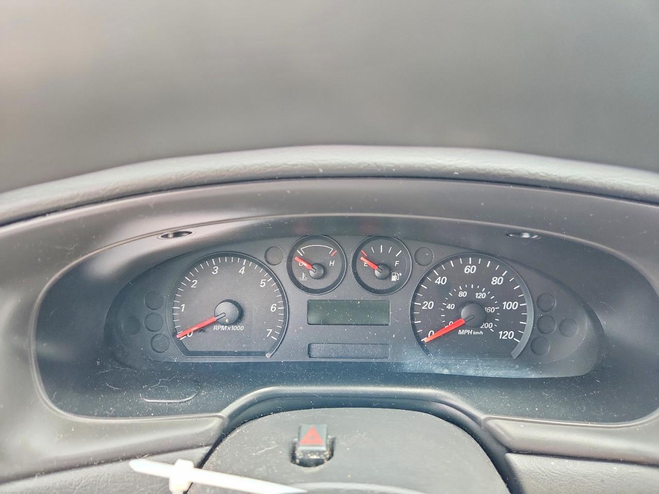 Ford Taurus Se