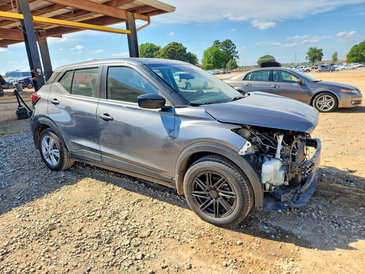 Nissan Kicks S