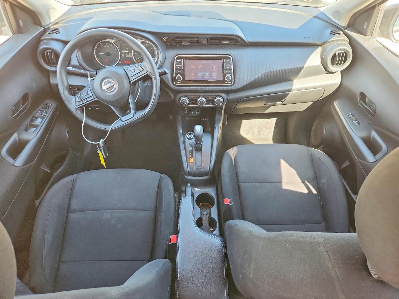 Nissan Kicks S