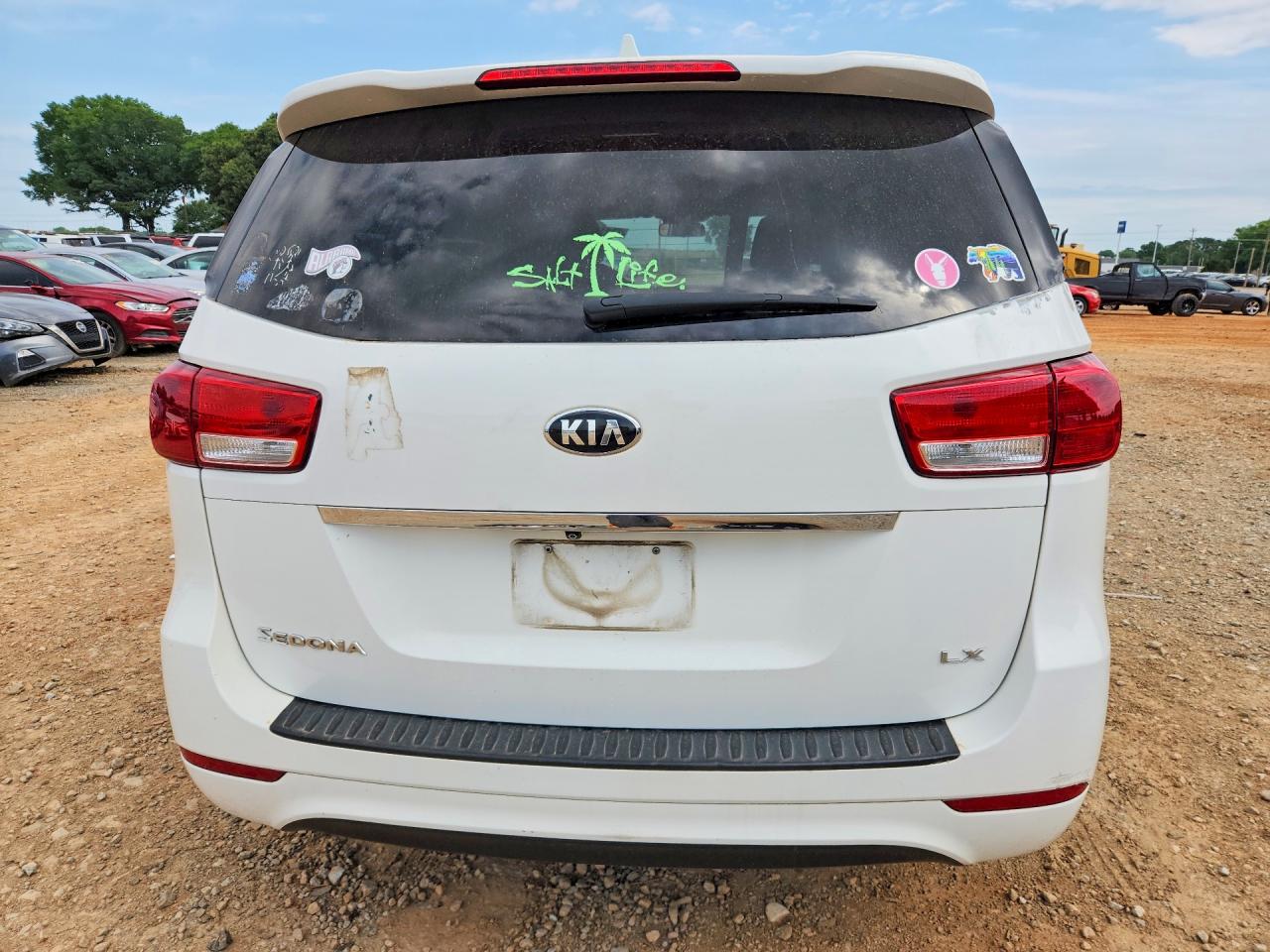 Kia Sedona Lx