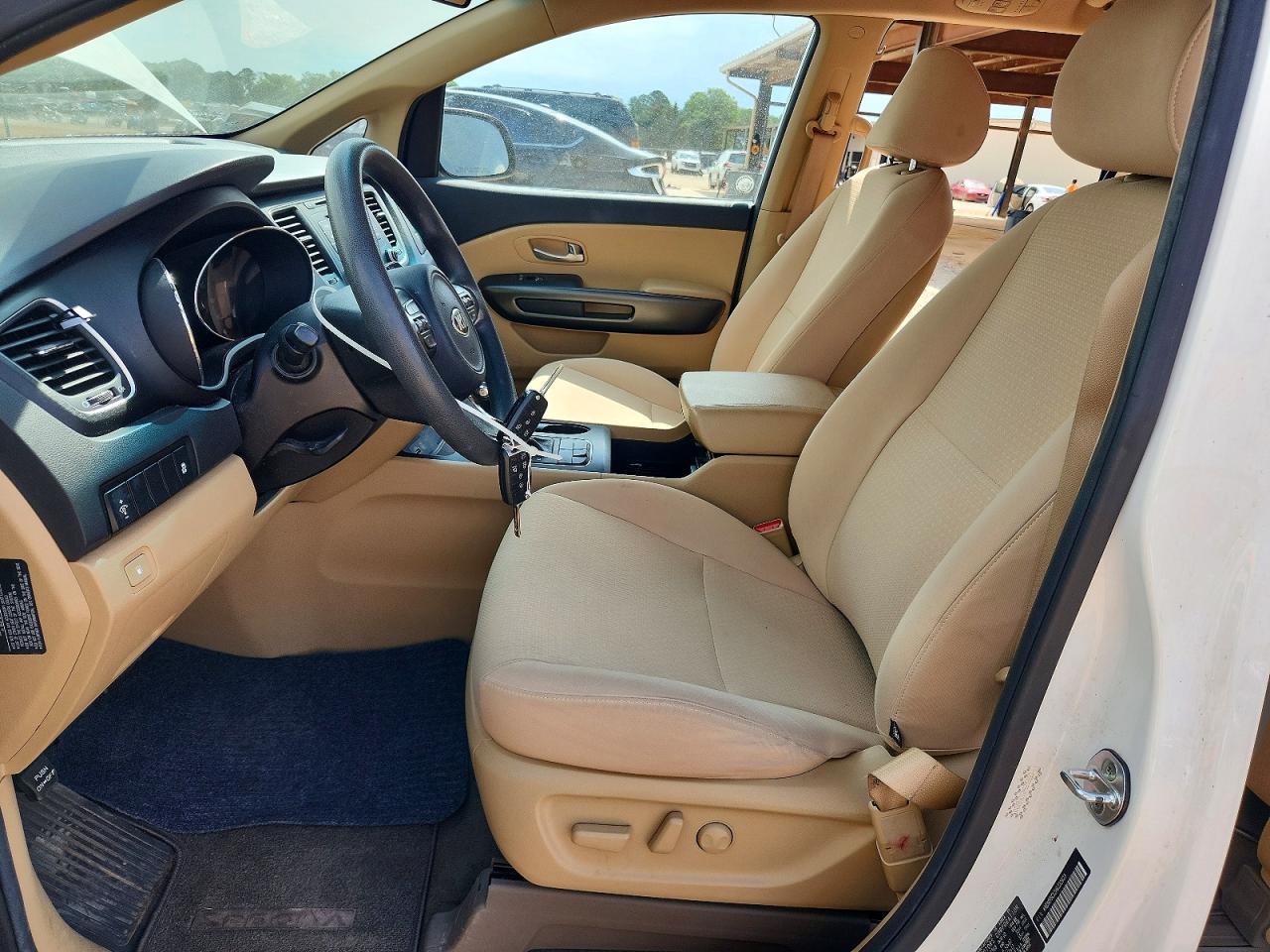 Kia Sedona Lx