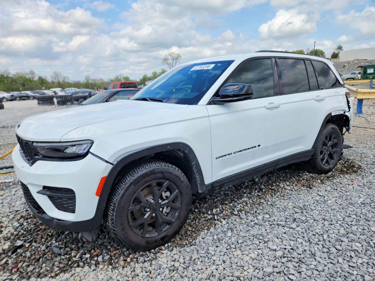 Salvage Jeep Cherokee Image