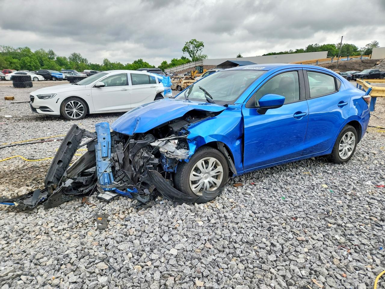 Salvage Toyota Yaris Image