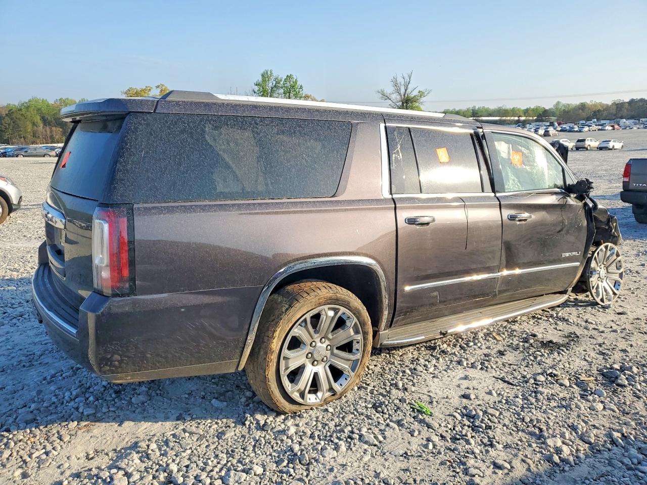 GMC Yukon Denali