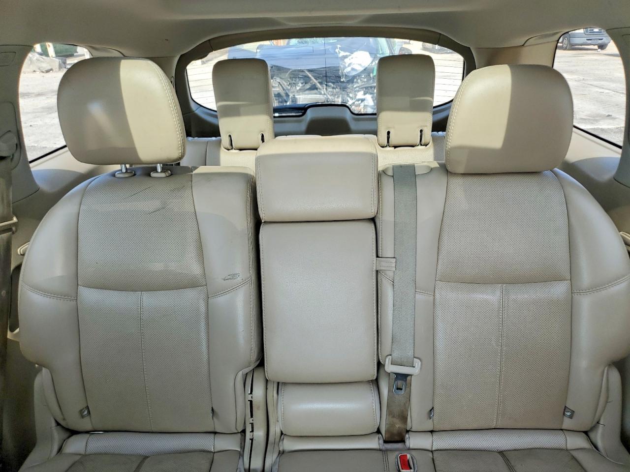 Nissan Pathfinder S