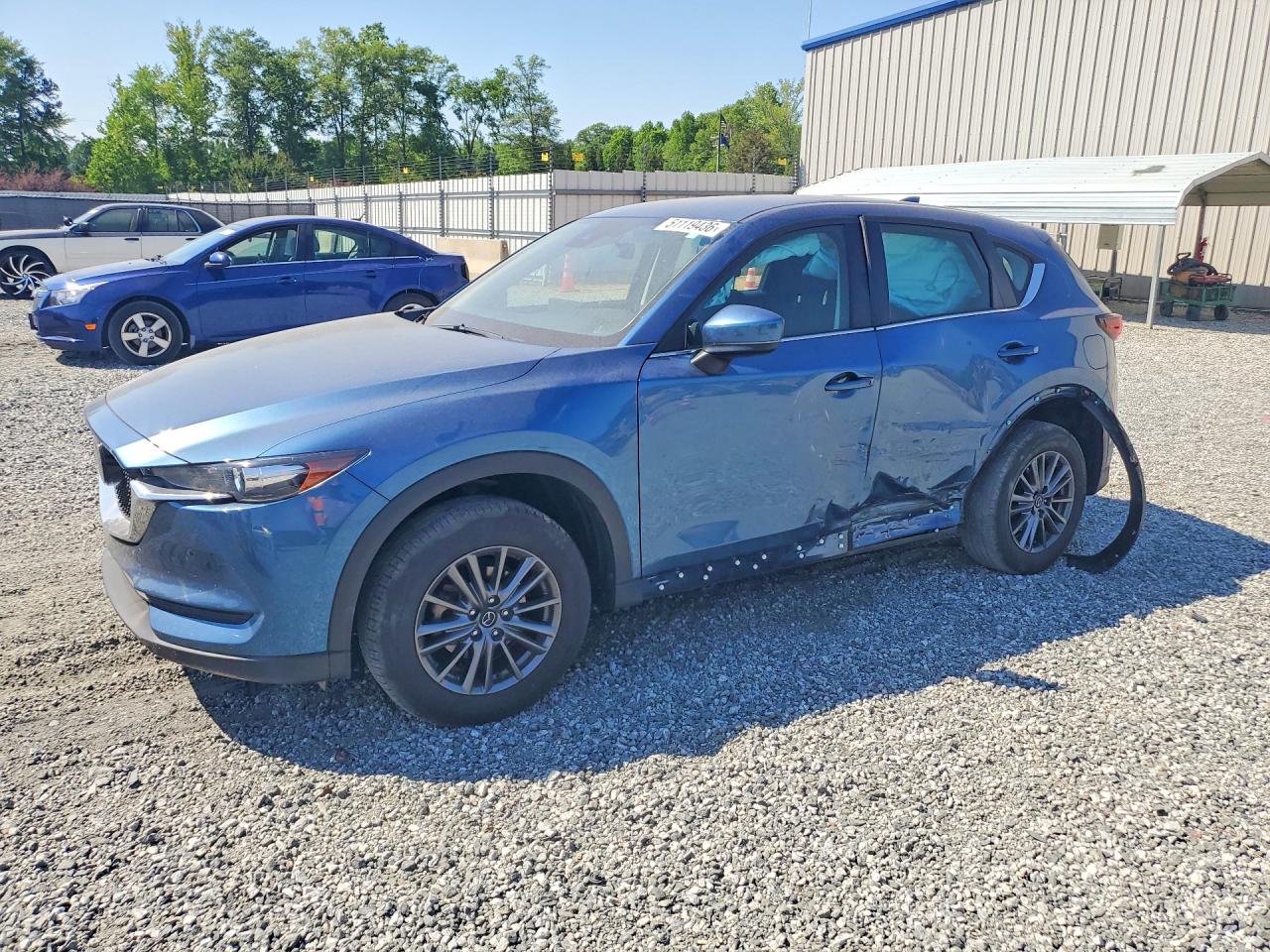 Salvage Mazda Cx Image