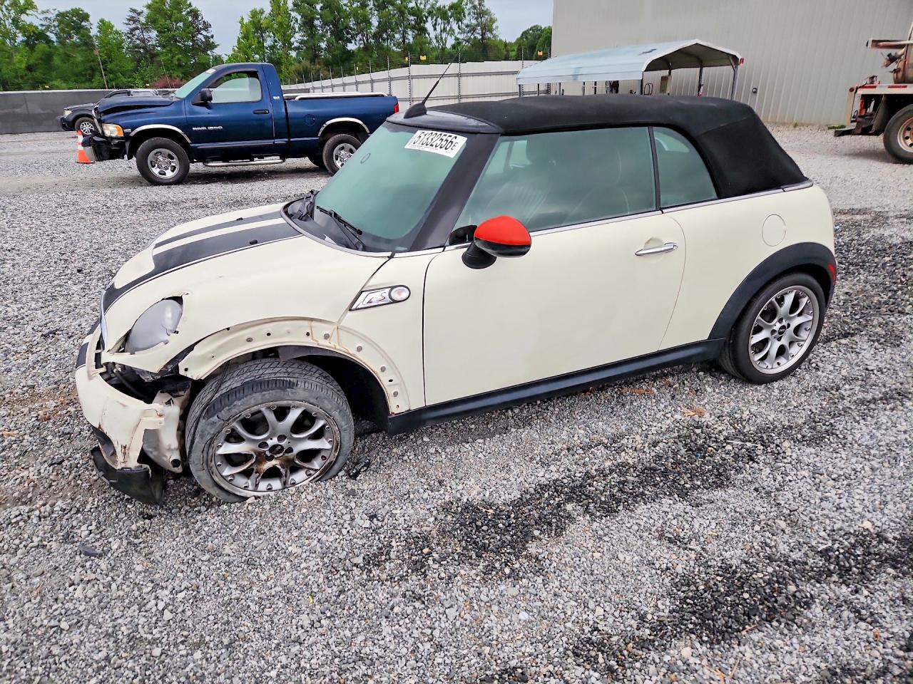 Salvage MINI Cooper Image