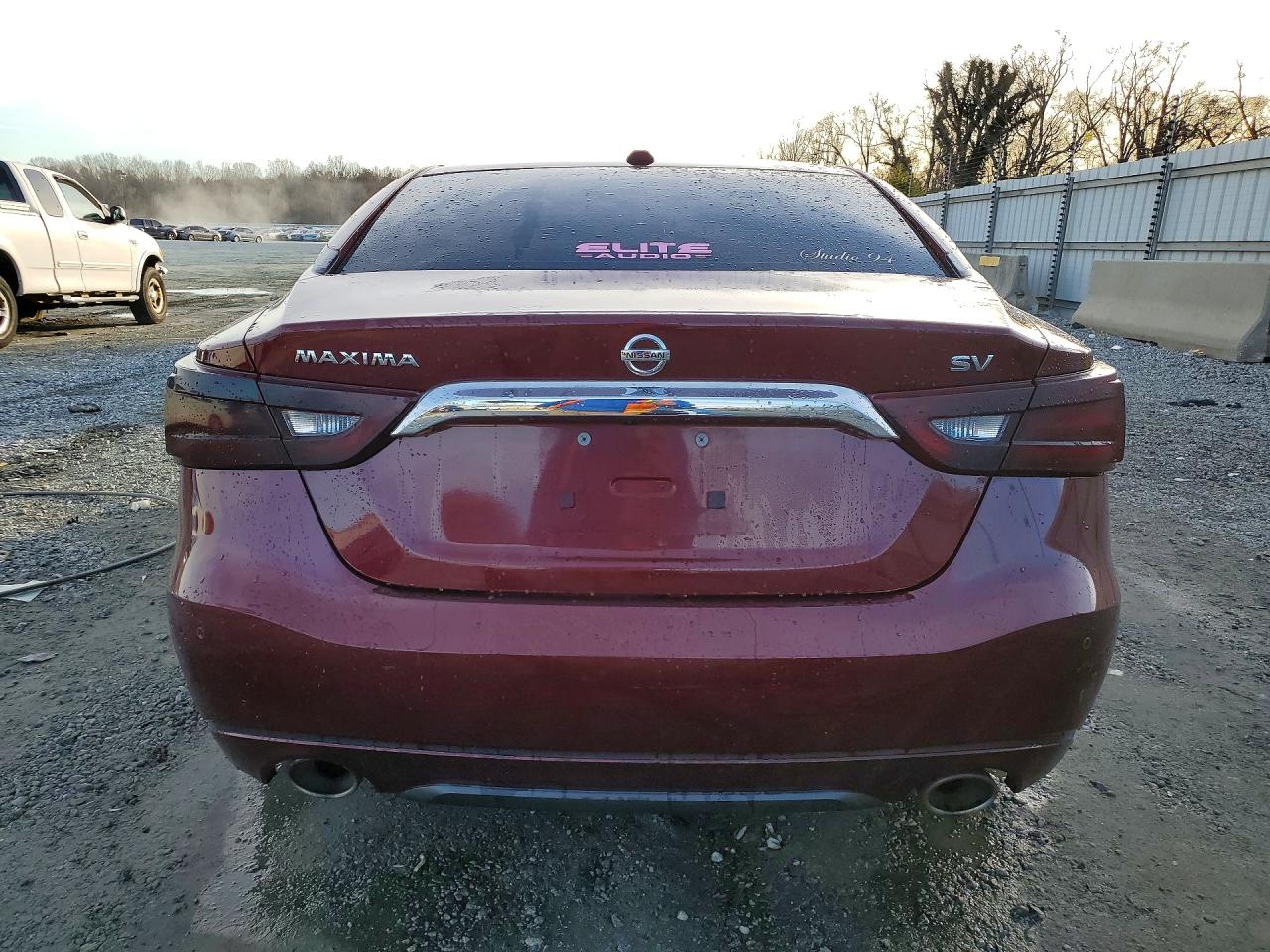 Nissan Maxima 3.5s