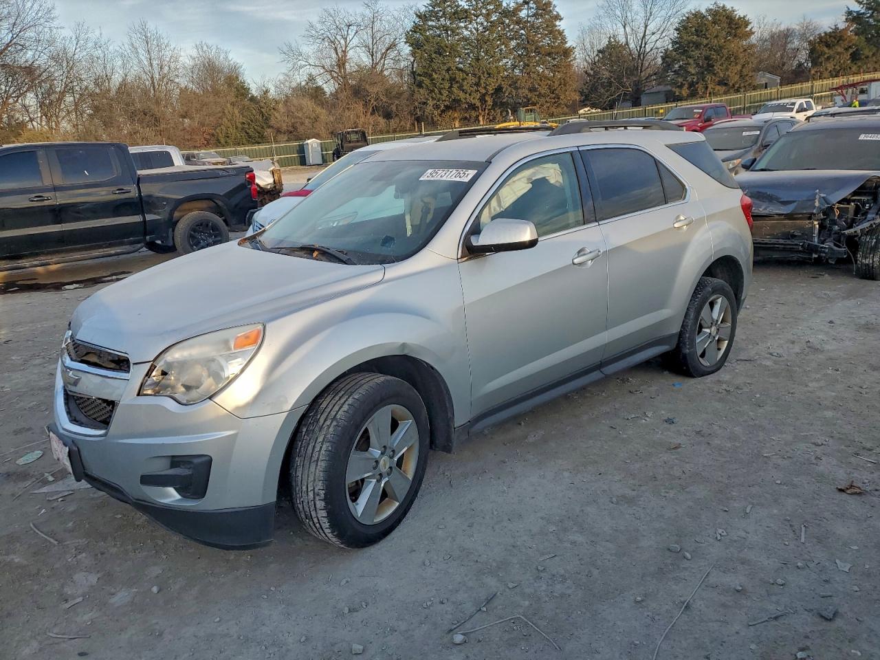 Salvage Chevrolet Equinox Image