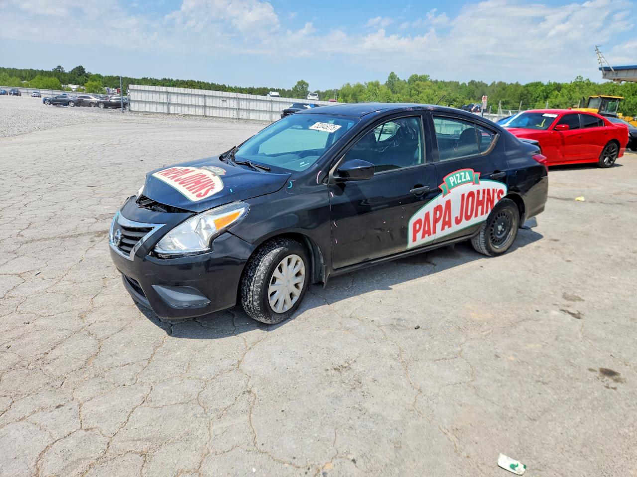 Salvage Nissan Versa Image