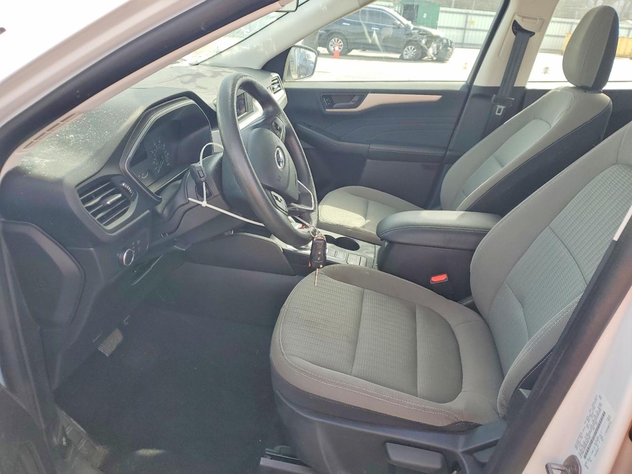 Ford Escape S