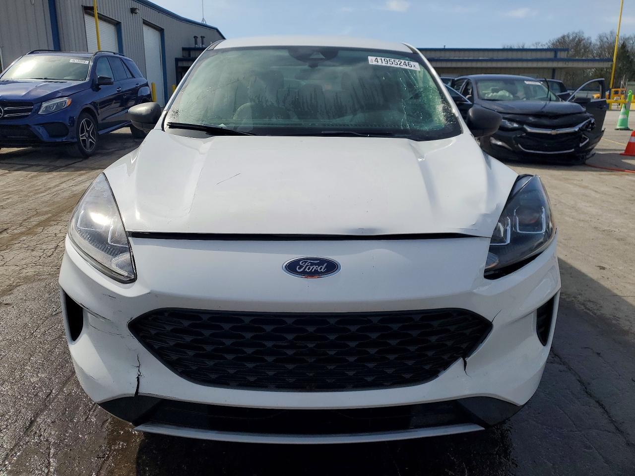 Ford Escape S